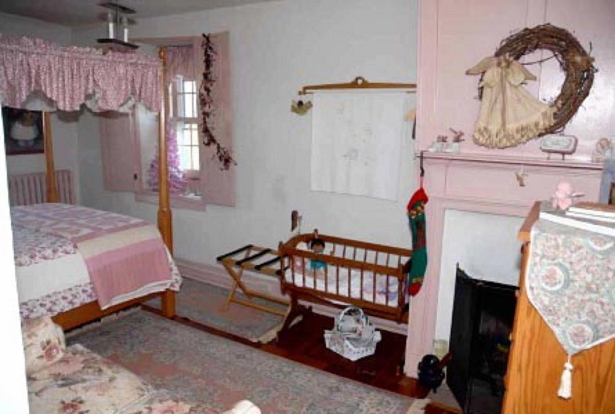 Osceola Mill House Bed And Breakfast (Adults Only) Gordonville Exterior photo